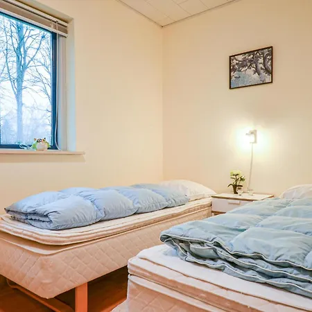 Two-bedroom In Lejlighed